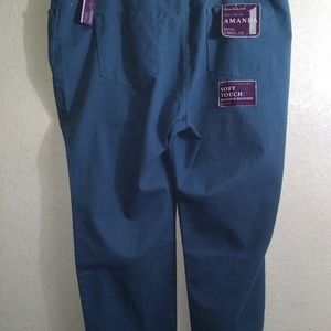 Gloria Vanderbilt, Amanda, original slimming, 24W